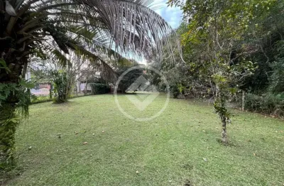 Terreno com mais de 1.300m² na Vargem Pequena, região em expansão entre Canasvieiras e Cachoeira do Bom Jesus. codigo: 285425