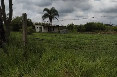 Lotes à Venda em Condomínio Fechado – Estrada Keida Harada  Excelente oportunidade! Lotes à venda com área total de 1.000 m², ideais para quem busca espaço, segurança e qualidade de vida.