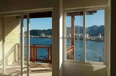 Casa com 3 quartos à venda em Meia Praia, Itapema 