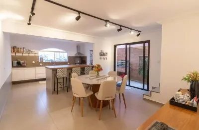 Casa com 3 quartos à venda na Rua Heitor Ariente, A, Jardim das Vertentes, São Paulo