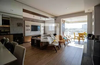 Apartamento à venda/ Vila Sônia - 82 M² com 2 dormitórios e 1 suíte