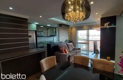 Vende apartamento mobiliado, 2 dormitórios, 1 suíte, infra completa, portaria 24
