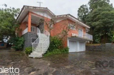 Casa, 1873 m² para comprar com 4 dormitórios e 6 vagas estacionamento