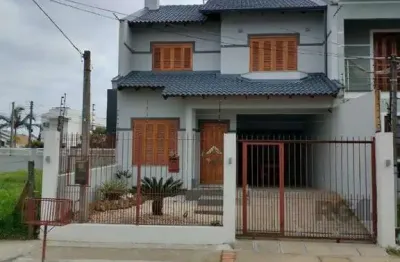 Casa com 3 quartos à venda na Rua Bertoldo Creps, 32, Parque da Matriz, Cachoeirinha