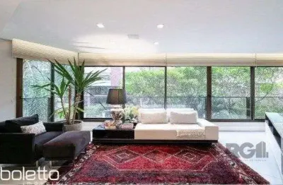 Apartamento de 192m² com 3 suítes, 3 vagas e móveis planejados de alto padrão pr