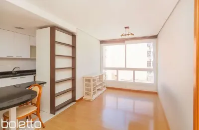 Apartamento com 1 dormitório e 1 vaga de garagem no bairro petrópolis