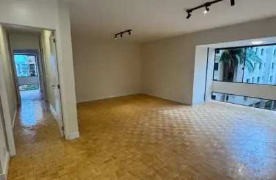 Apartamento com 3 quartos à venda na Avenida Iguassu, 685, Petrópolis, Porto Alegre