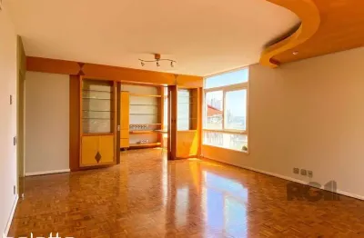 Apartamento com muito conforto e ótima iluminação no moinhos de vento