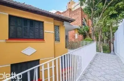 Casa com 6 quartos para alugar na Rua Sacadura Cabral, 88 L, Petrópolis, Porto Alegre
