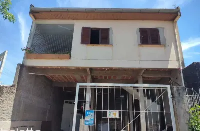 Casa comercial à venda na Rua Professor João Belém, 20, Fátima, Canoas