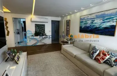 Apartamento 113m² no edf. praia dos jardins localizado no poço da panela