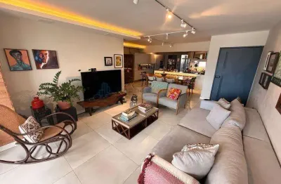 Lindo e espaçoso apartamento de 3 quartos, disponível para venda, no bairro de parnamirim
