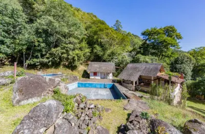 Terreno à venda na Estrada Abelardo da Cunha, 837, Iucas, Teresópolis