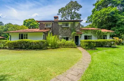 Casa com 10 quartos em condomínio no cuiabá, petrópolis.