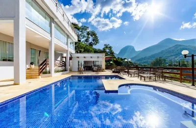 Casa com 4 quartos em condomínio no quebra frascos, teresópolis.