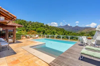 Casa em condomínio fechado com 5 quartos à venda na Estrada Philuvio Cerqueira Rodrigues, 3055, Itaipava, Petrópolis