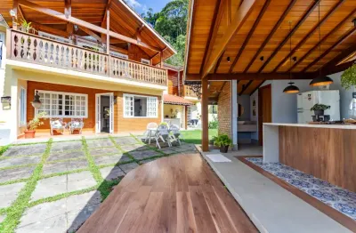 Casa em condomínio fechado com 5 quartos à venda na Avenida Tobias Barreto, 206, Carlos Guinle, Teresópolis