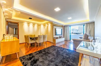 Excelente apartamento de 3 quartos com suíte e varanda frontal em agriões