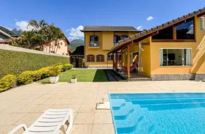 Casa com 4 quartos à venda na Rua Castro Alves, 994, Carlos Guinle, Teresópolis