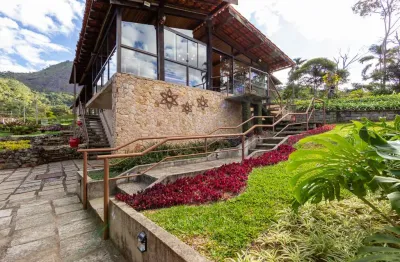 Casa com 4 quartos à venda na Rua Almeida Pinto, 105, Iucas, Teresópolis