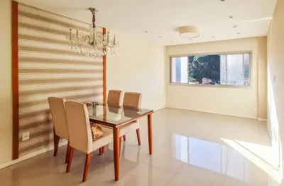 Apartamento com 2 quartos à venda na Rua Montecaseros, 530, Centro, Petrópolis