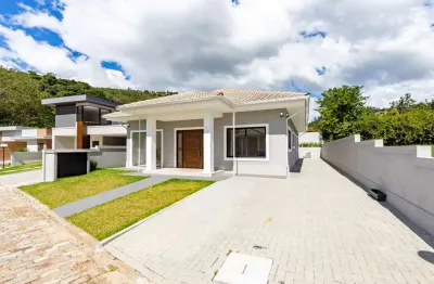 Casa com 3 quartos em condomínio em Albuquerque, Teresópolis.