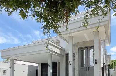 Casa em condomínio fechado com 3 quartos para alugar no Jardim Imperial, Cuiabá 