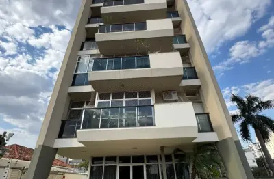Apartamento com 3 quartos para alugar no Goiabeiras, Cuiabá 