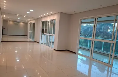 Apartamento com 4 quartos para alugar no Goiabeiras, Cuiabá 