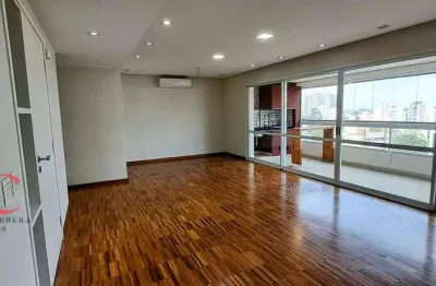 Apartamento à venda na vila andrade, 138m2. 03 suites, 02 vagas, piscina coberta, 138m2.