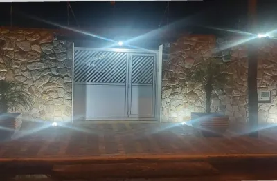 Casa a venda lote inteiro com piscina por apenas R$ 350.000,00