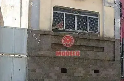 Casa com 3 quartos à venda na Rua XV de Novembro, Alto, Piracicaba
