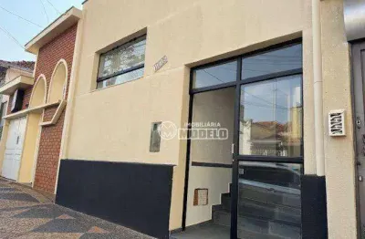 Casa com 3 quartos à venda na Rua São João, Alto, Piracicaba