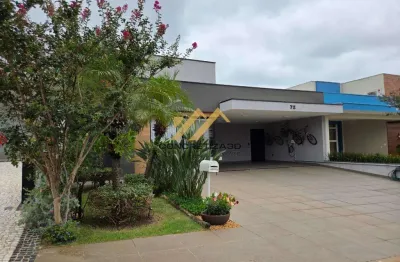 Casa com 3 quartos à venda, 187 m² - Jardim Residencial Dona Lucilla - Indaiatuba/SP