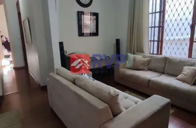 Casa com 3 quartos à venda na rua olga burnier, 230, costa carvalho, juiz de fora por r$ 600.000