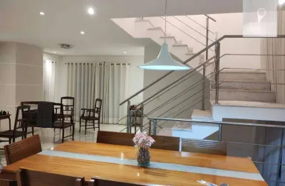 Casa com 4 dormitórios à venda, 240 m², 4 suítes, piscina, gourmet , pomar!
