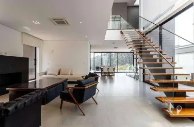 Casa mobiliada em alphaville com 4 suítes para alugar, 630 m²  vista livre -   barueri/sp