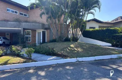 Casa de luxo mobiliada no alphaville – 4 suítes, piscina, espaço gourmet e preço especial!