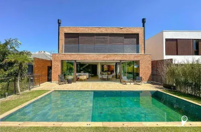 Casa com 6 dormitórios à venda, 525 m² por r$ 6.500.000 - alphasítio - santana de parnaíba/sp