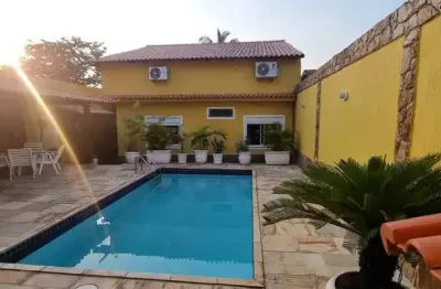 Casa de condomínio com 3 quartos à venda, 300m² - anil