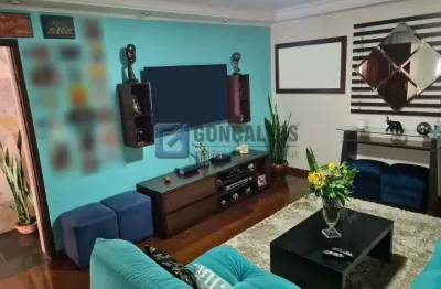Casa com 4 quartos à venda na Rua Luiz Ferreira da Silva, Jardim do Mar, São Bernardo do Campo, 276 m2 por R$ 1.225.000