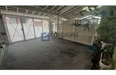 Casa com 3 quartos à venda na rua jaborandi, assunção, são bernardo do campo, 180 m2 por r$ 745.000