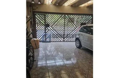 Casa com 3 quartos à venda na Avenida Pery Ronchetti, Nova Petrópolis, São Bernardo do Campo, 162 m2 por R$ 638.000