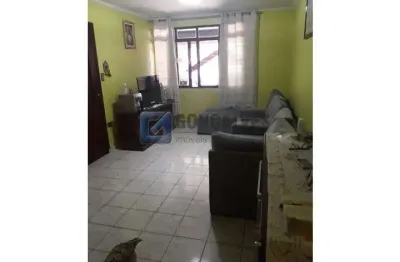 Sobrado, 123m², 3 quartos, sendo 1 suite, jordanopolis, são bernardo do campo.