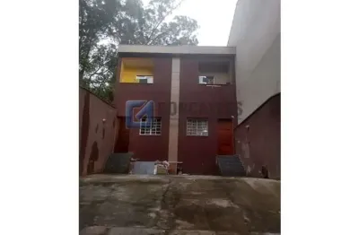 Sobrado 3 dormitórios sendo 1 suite, 110 mts² no jardim las vegas em santo andré.
