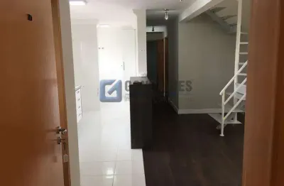 Cobertura duplex à venda no bairro campestre em santo andré/sp, com 156,25, 3 quartos sendo 1 suíte e aceita pet.