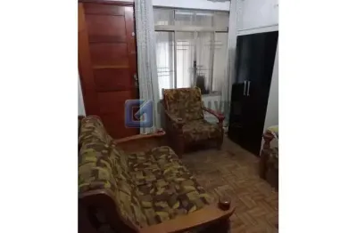 Casa com 2 quartos à venda na rua gregório de matos guerra, dos casa, são bernardo do campo por r$ 650.000