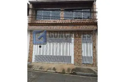 Casa 2 dormitórios sendo 1 suite, 209 mts² na vila luzita em santo andré
