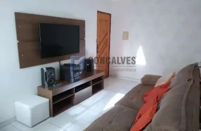 Apartamento com 2 quartos à venda na valdemar celestino da silva, r, parque são vicente, mauá, 55 m2 por r$ 255.000