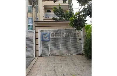 Casa com 3 quartos à venda na rua rivaldo góes teixeira, jardim guapituba, mauá, 250 m2 por r$ 750.000